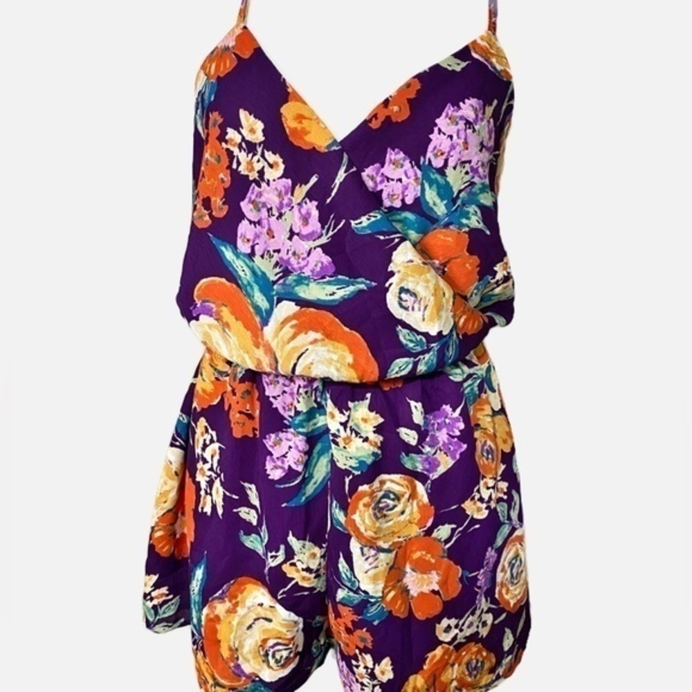 Everly Women Purple Floral Romper - Picture 3 of 13